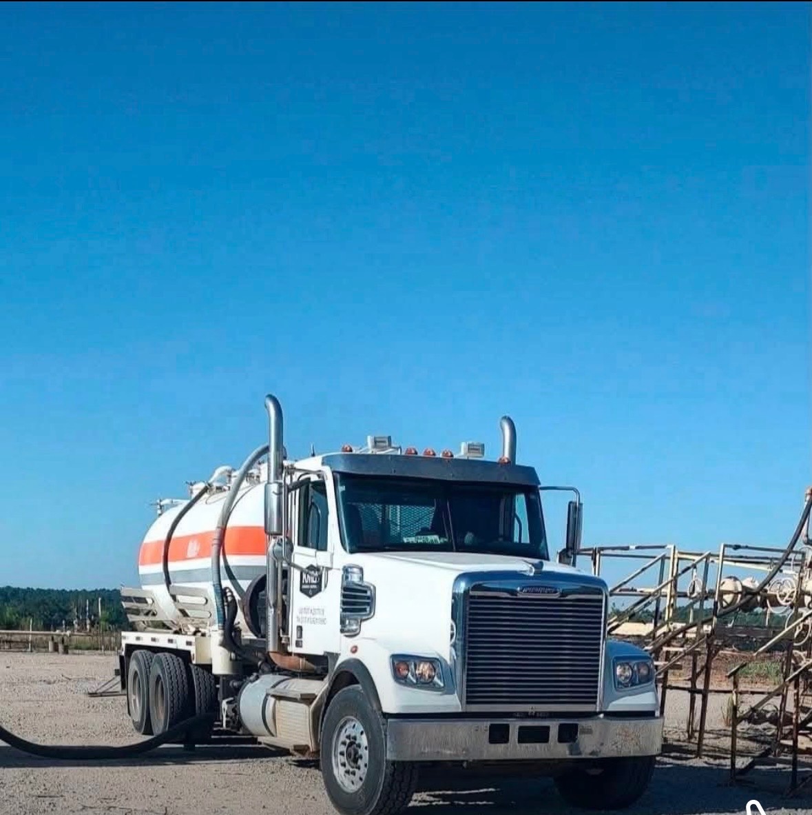 KMLB pump and kill truck on location